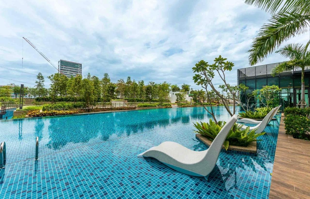 Greenfield At Sunway By Nexx Field
