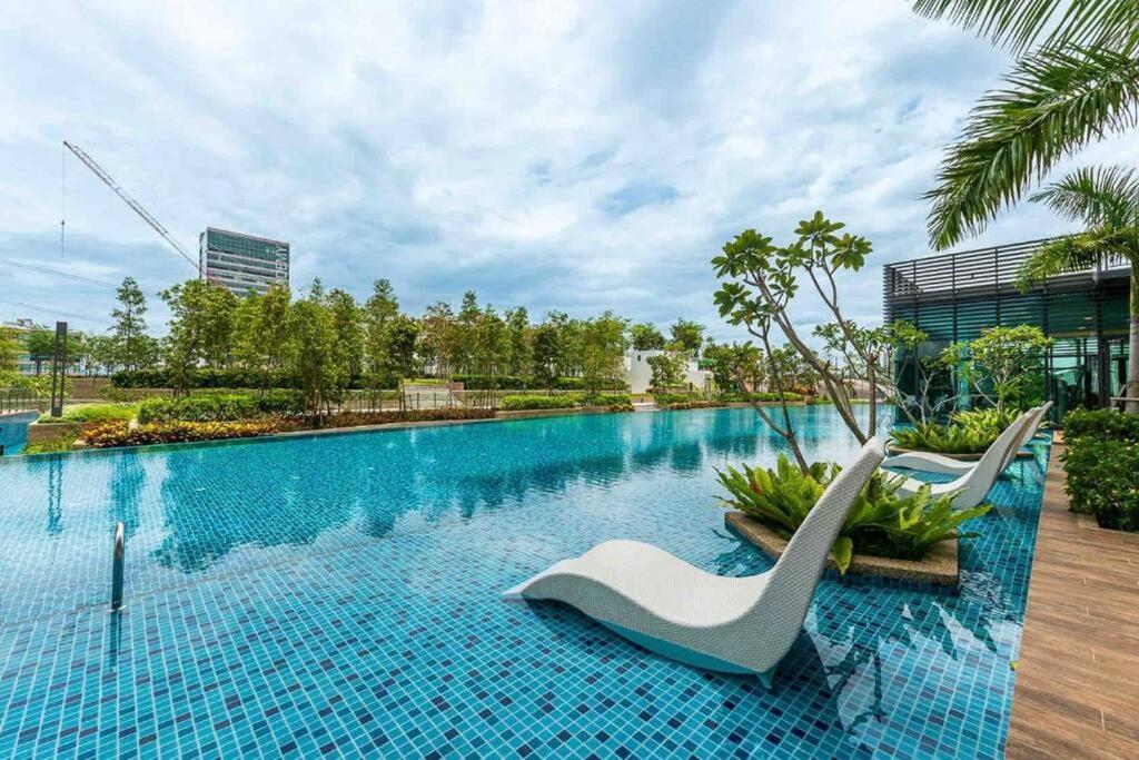 Greenfield At Sunway By Nexx Field